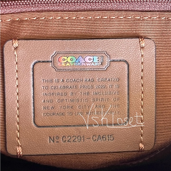 ❤️SOLD❤️Coach Rainbow Purse❤️ - Picture 7 of 9